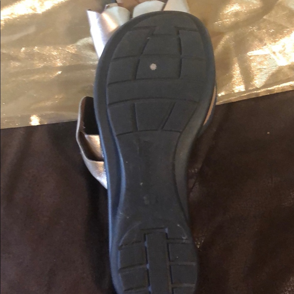 Naturalizer Sandals - Picture 2 of 2